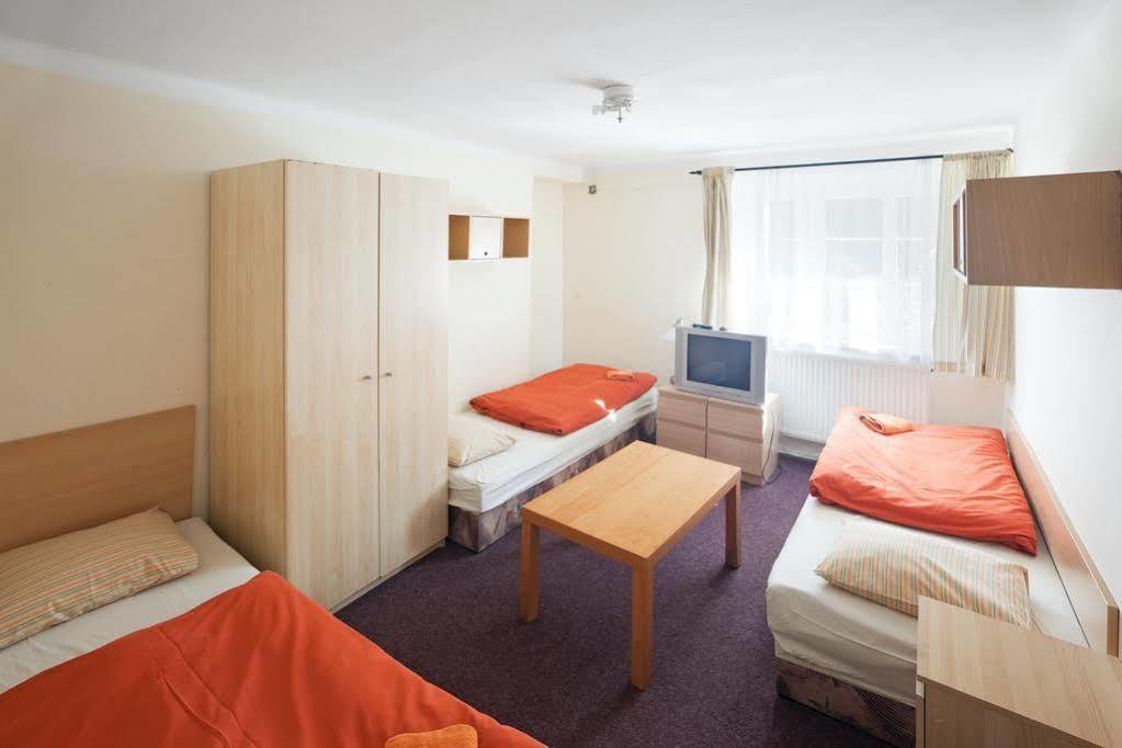 Pytloun Penzion Zeleny Haj Liberec Extérieur photo